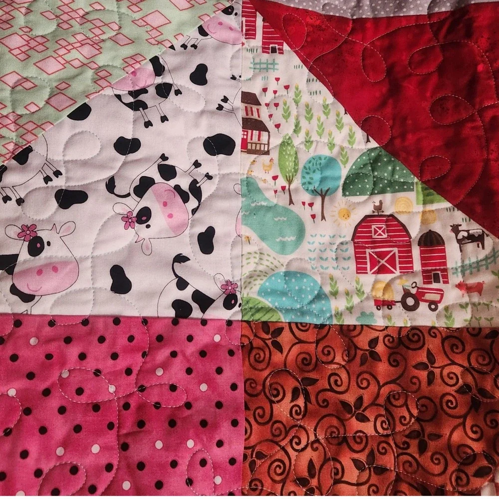 Handmade Patchwork Baby Quilt 41x55 Bee Print Cotton Reversible Nursery Decor